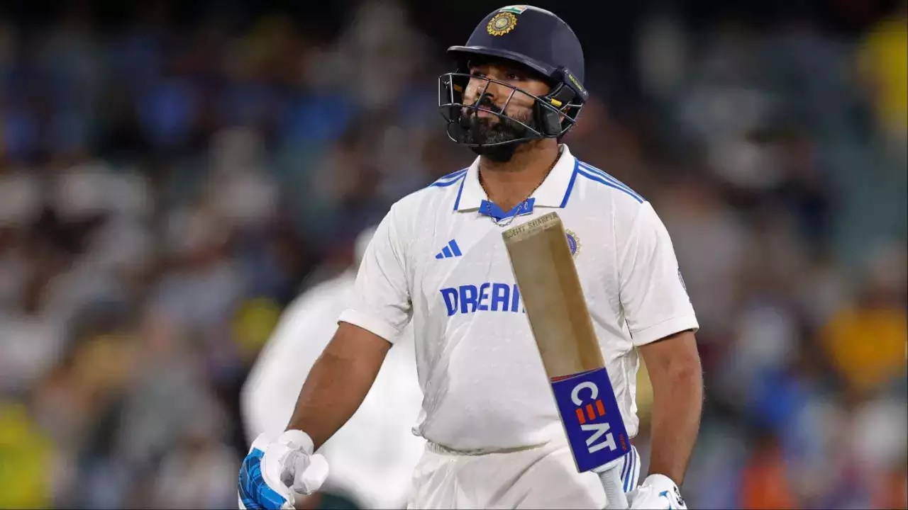 'Try To Get Some Circulation Going In The Legs': Sunil Gavaskar Points Out Rohit Sharma's Faulty Foot Movement