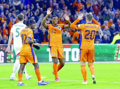 Netherlands cruise into Nations League quarters