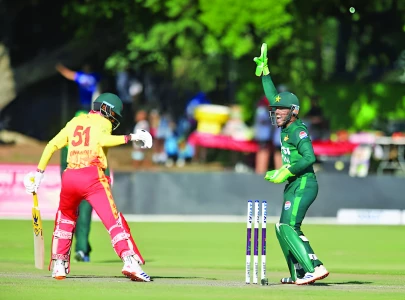 Zim pip Pak in T20 thriller