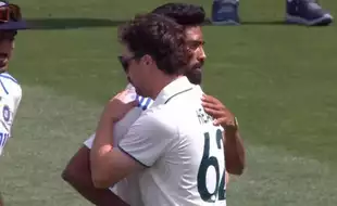 Travis Head, Mohammed Siraj Share A Warm Hug A Day After Ugly Fight In Adelaide Test