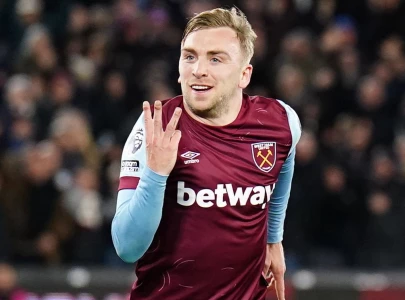 West Ham's Bowen punishes Wolves