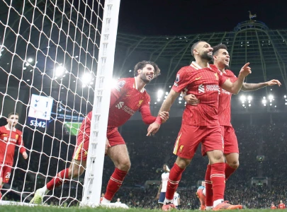 Salah stars as Liverpool hit Spurs for six