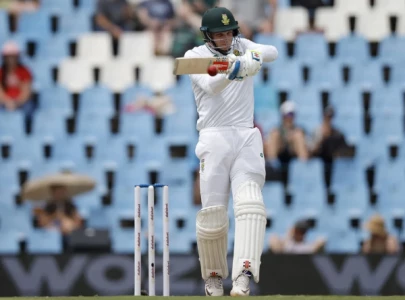 South Africa tighten grip as Pakistan end day two at 88/3, trailing by 2 runs