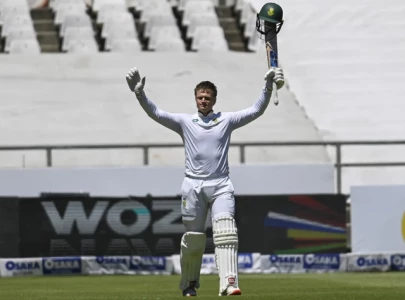 Rickelton's 259 powers South Africa to 615, Pakistan struggles at 64/3 on Day 2