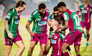 ISL 2024/25: Jamie Maclaren Strike Guides Mohun Bagan To Victory Over East Bengal In Kolkata Derby