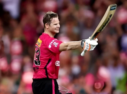 BBL 2204-2025: Steve Smith's record century powers Sydney Sixers to 14-run win