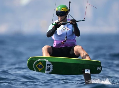 Olympic kitesurfer Bruno Lobo rescues drowning teenage girl in Brazil