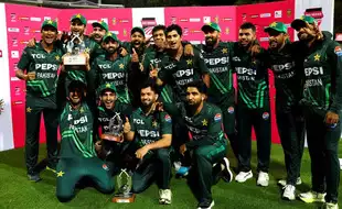 ‘Pakistan Darr Gaya? Samajh nahi aa rahi Hai ’: Pressure Mounts on PCB to Announce Champions Trophy Squad