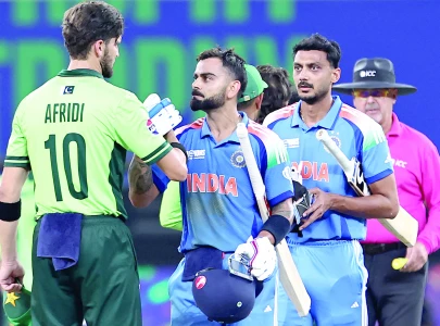 Kohli pushes Pakistan to brink of Champions Trophy exit